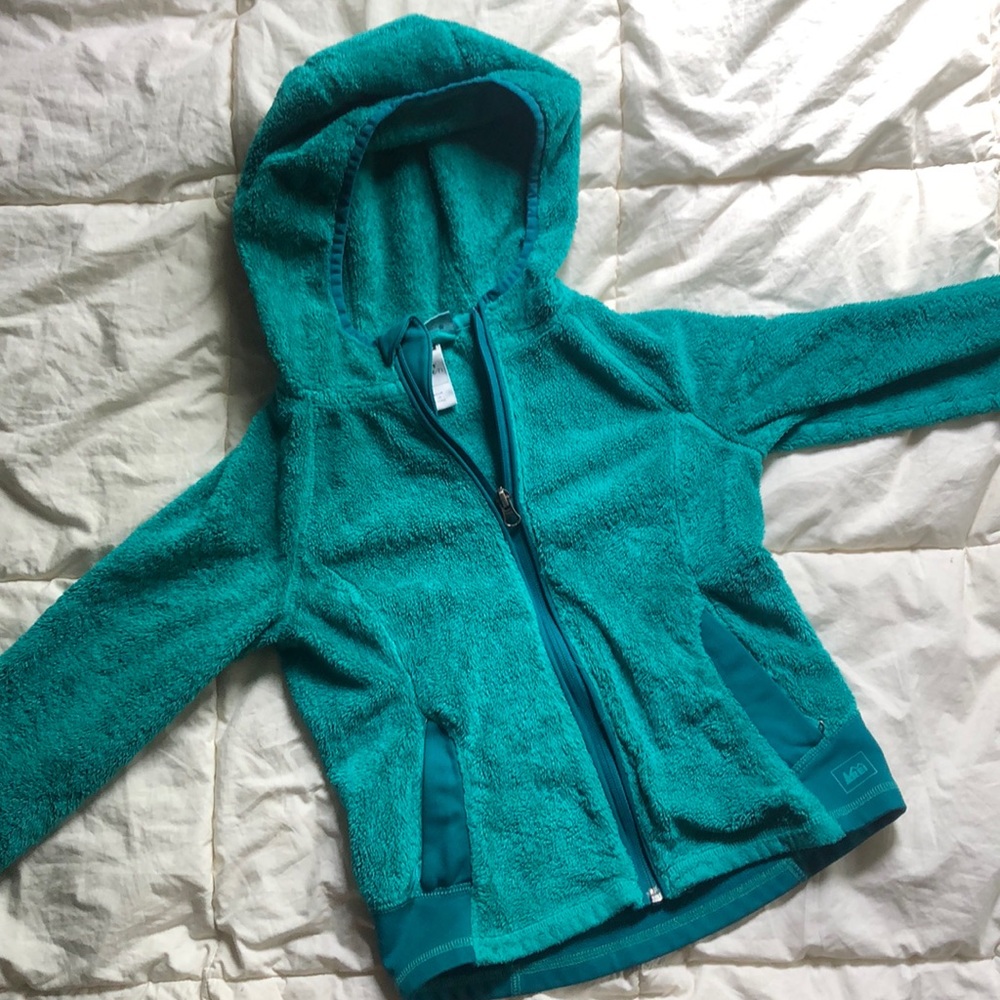 Girls teal fuzzy REI fleece hoodie jacket💕